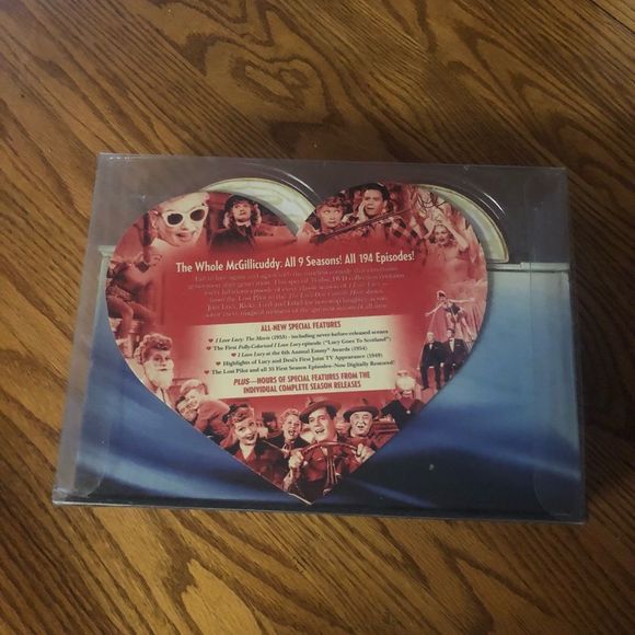 I Love Lucy complete set heart shaped box container all 9 seasons new! - Picture 3 of 4